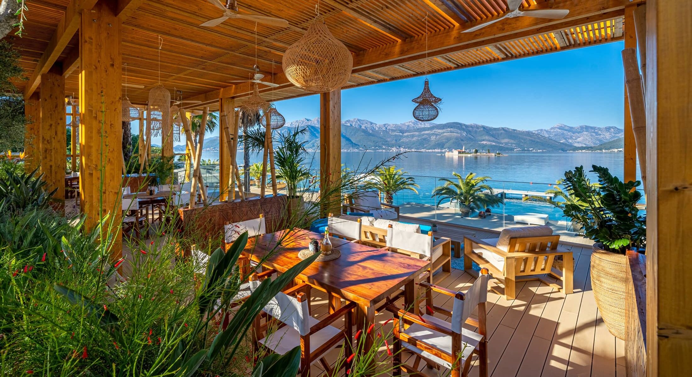 Restaurantterrasse im Monte Palm Beach